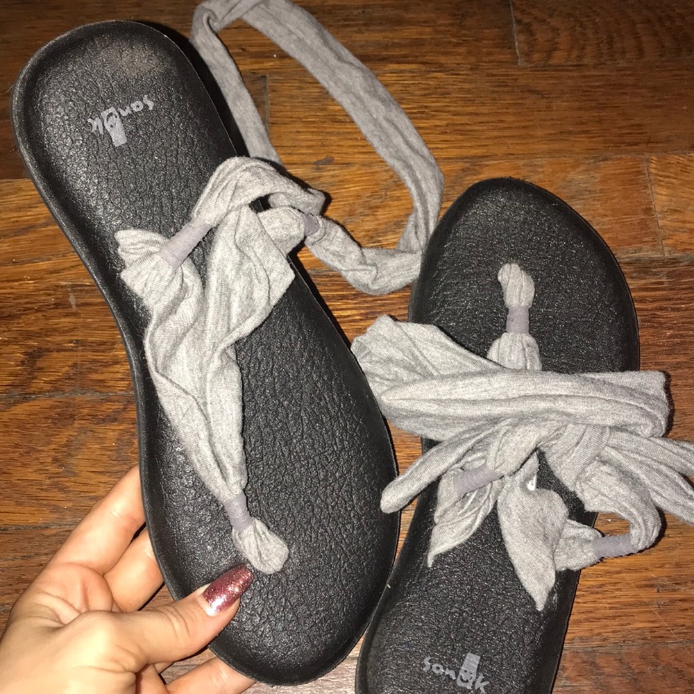 Sanuk Shoes